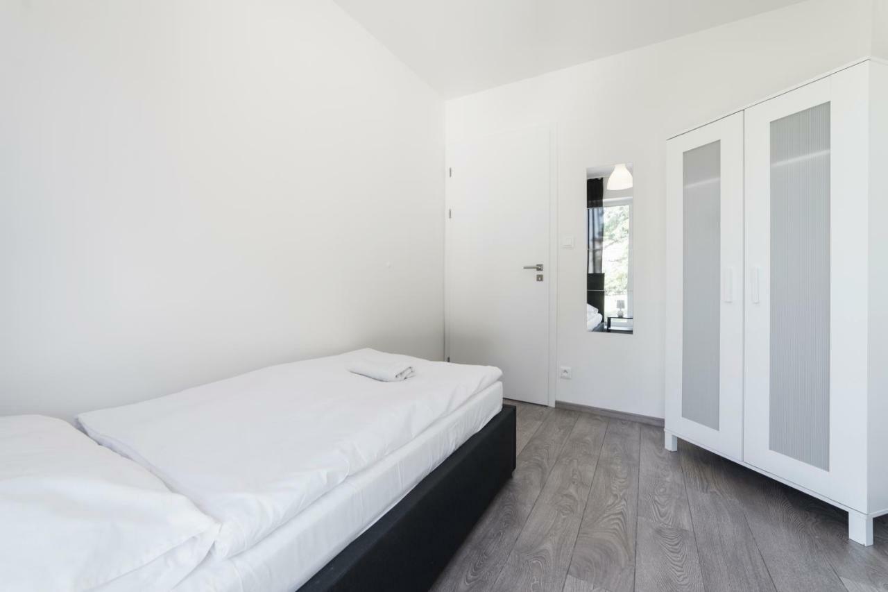 Hostel Homer Liben ปราก ภายนอก รูปภาพ